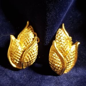 Clip-On 3 pair Earrings